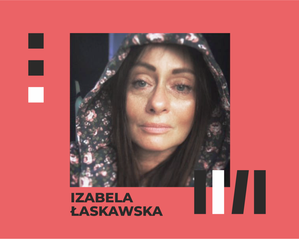 Zdjęcie Izabeli Łaskawskiej na ciemnoróżowym tle, podpisane nazwiskiem autorki.