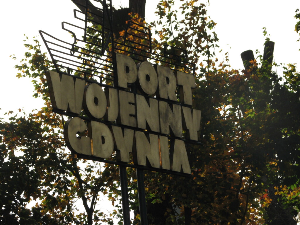 Zdjęcie odznaki portu wojennego w Gdyni