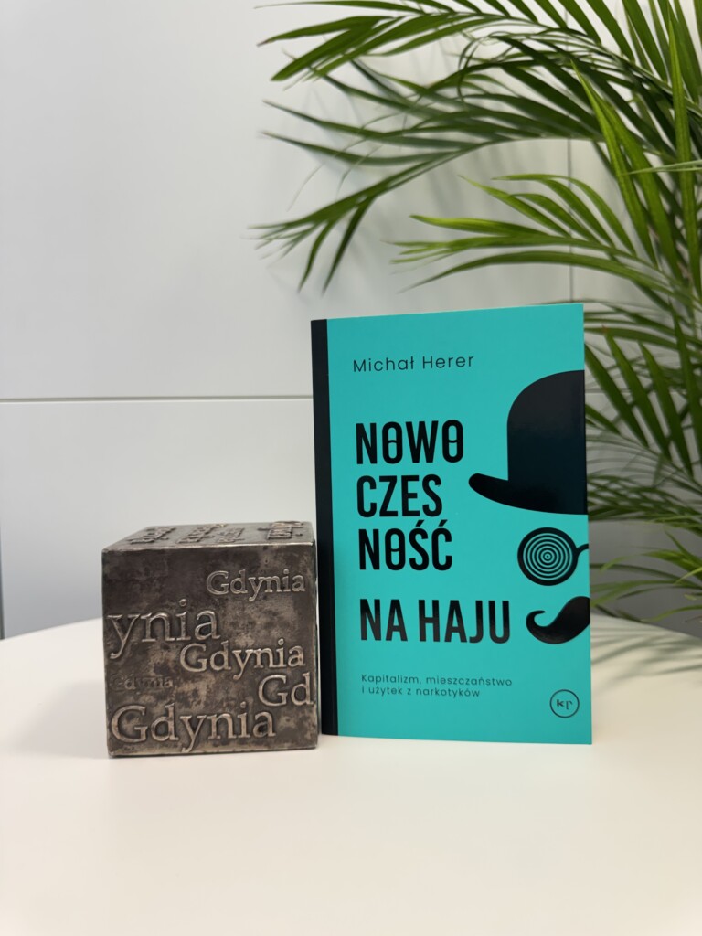 Zdjęcie książki nominowanej do 21. Nagrody Literackiej Gdynia "Nowoczesność na haju"