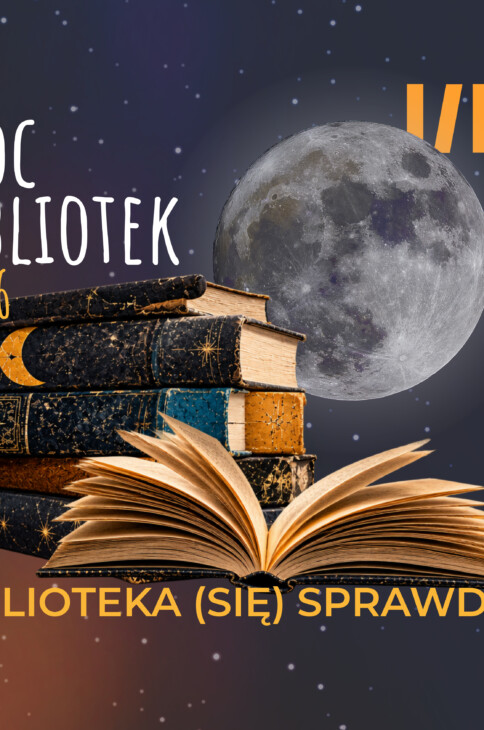 Otwarta książka, za nią stos magicznych książek na tle pełnego księżyca.